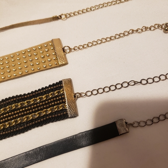 Chockers - Picture 5 of 5